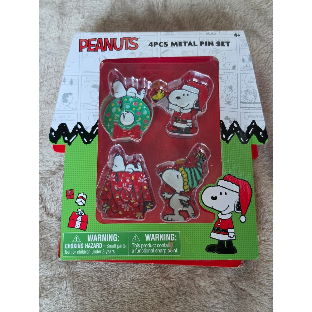 Peanuts Snoopy Christmas 4 Piece Metal Pin Set Enamel Santa Woodstock NEW